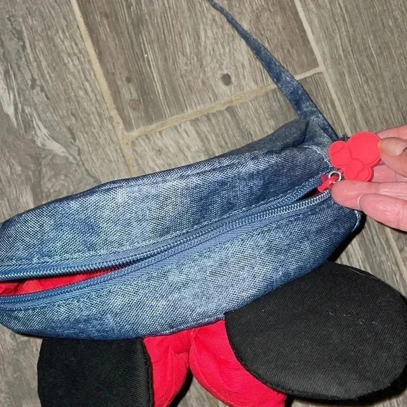 Disney Minnie cross bag - Picture 5 of 7